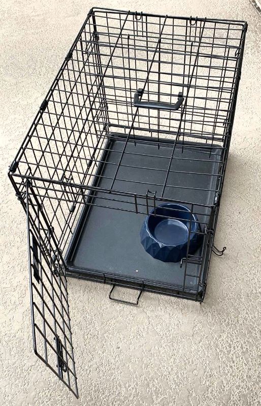 Photo 1 of I CRATE DOG CAGE 24” X 17” H 20”