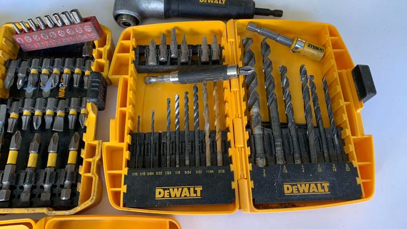 Photo 5 of DEWALT DRILL BITS AND SCREWDRIVER BITS