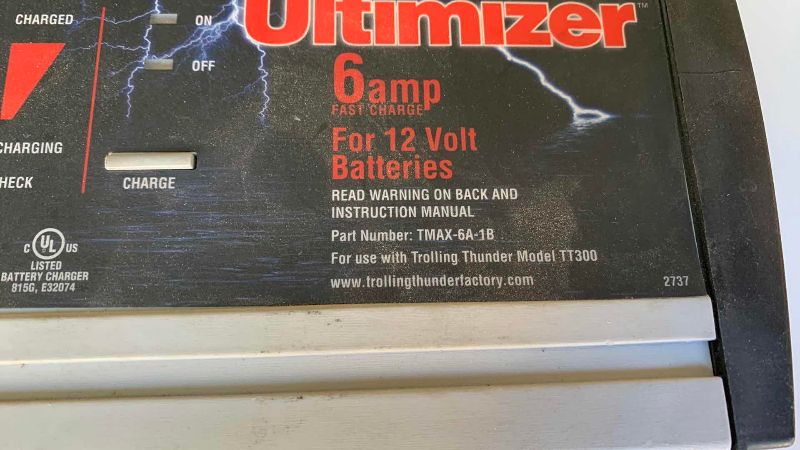 Photo 2 of ENERSYS TROLLING THUNDER ULTIMIZER 6 AMP FAST CHARGER FOR 12 VOLT BATTERIES