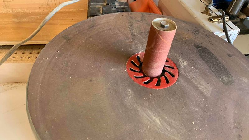 Photo 1 of DELTA B.O.S.S BENCH OSCILLATING SPINDLE SANDER