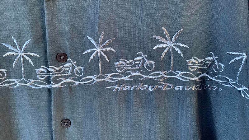 Photo 5 of MENS EMBROIDERED HARLEY DAVIDSON SHIRT SIZE XL