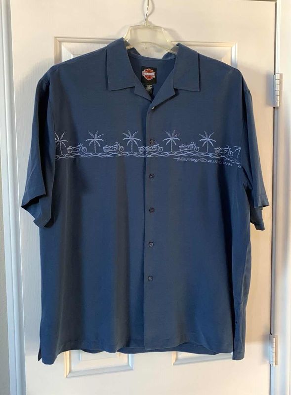 Photo 1 of MENS EMBROIDERED HARLEY DAVIDSON SHIRT SIZE XL