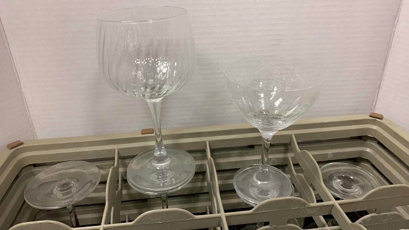Photo 1 of 16 WINE GLASSES
