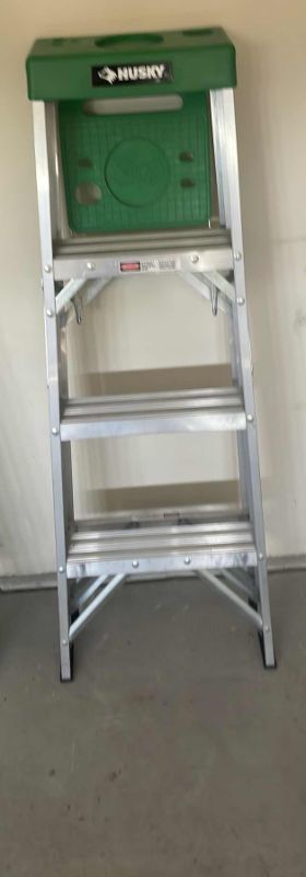 Photo 1 of HUSKY 4' LADDER