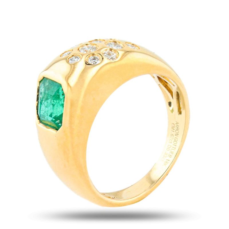 Photo 1 of ORIANNE 1.62ct EMERALD &  0.33ctw DIAMOND 18K YELLOW GOLD RING SIZE 6 3/4, GROSS WEIGHT  of 7.5 Grams WITH APPRAISAL - RN035396
