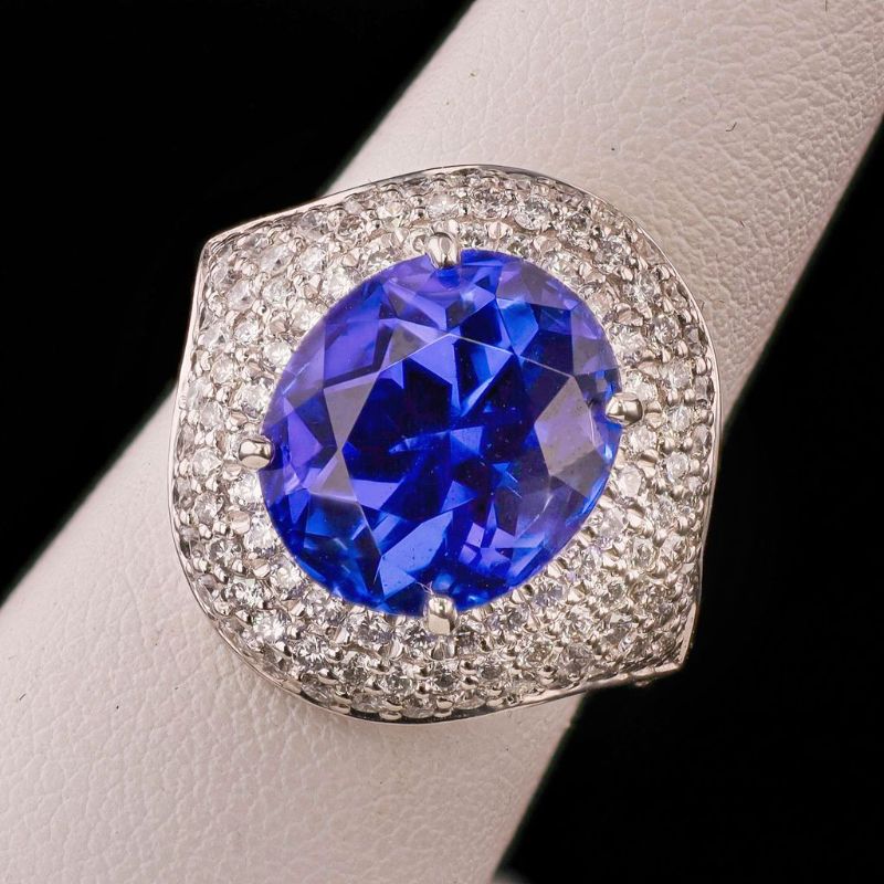 Photo 1 of ORIANNE 8.74ct TANZANITE & 1.50ctw DIAMOND PLATINUM RING SIZE 7,  TOTAL WEIGHT 12.8 grams WITH APPRAISAL (GIA CERTIFIED) - RN036423
