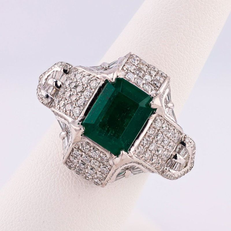 Photo 1 of ORIANNE 4.79ct EMERALD & 2.68ctw DIAMOND PLATINUM RING SIZE 7, TOTAL WEIGHT 20.3 grams  WITH APPRAISAL - RN027662
