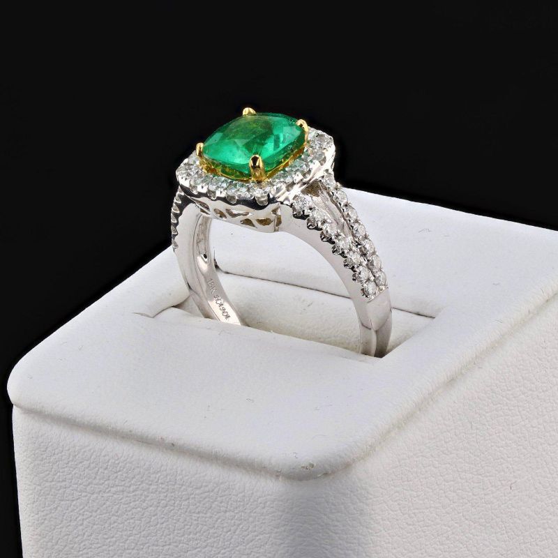 Photo 1 of 1.35ct Emerald and 0.62ctw Diamond 18K White Gold Ring Size 6 1/2 with Appraisal RN020286

