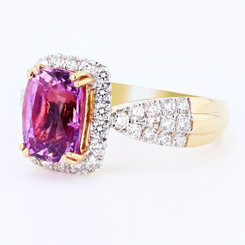 Photo 1 of 2.71ct Purplish-Pink Sapphire and 0.66ctw Diamond 18K Yellow Gold Ring Size 6 1/2 with Appraisal (GIA CERTIFIED) RN029991

