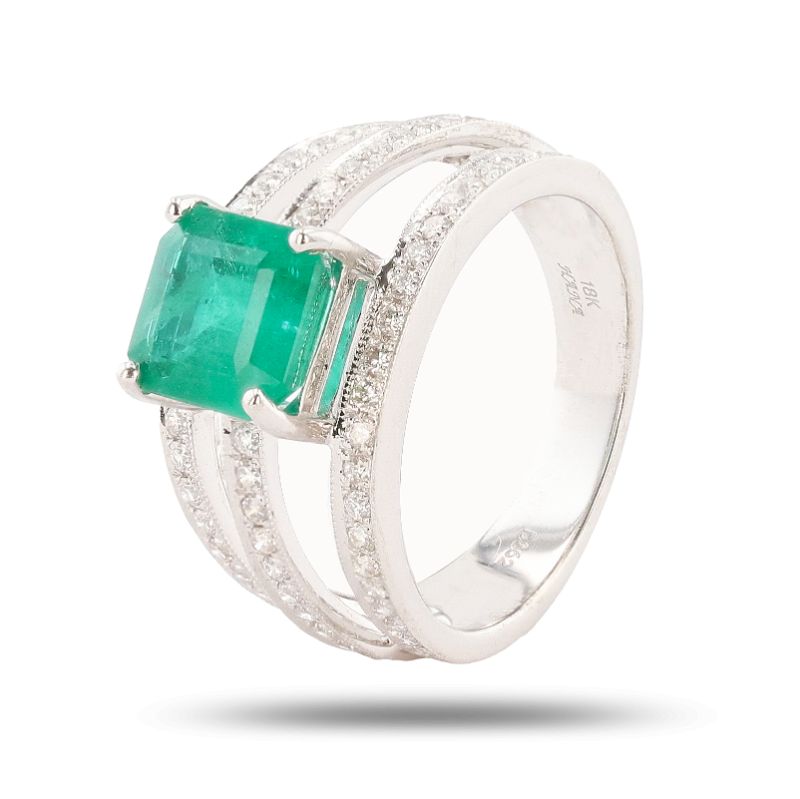 Photo 1 of 2.11ct Emerald and 0.62ctw Diamond 18K White Gold Ring Size 6 1/2 RN034485

