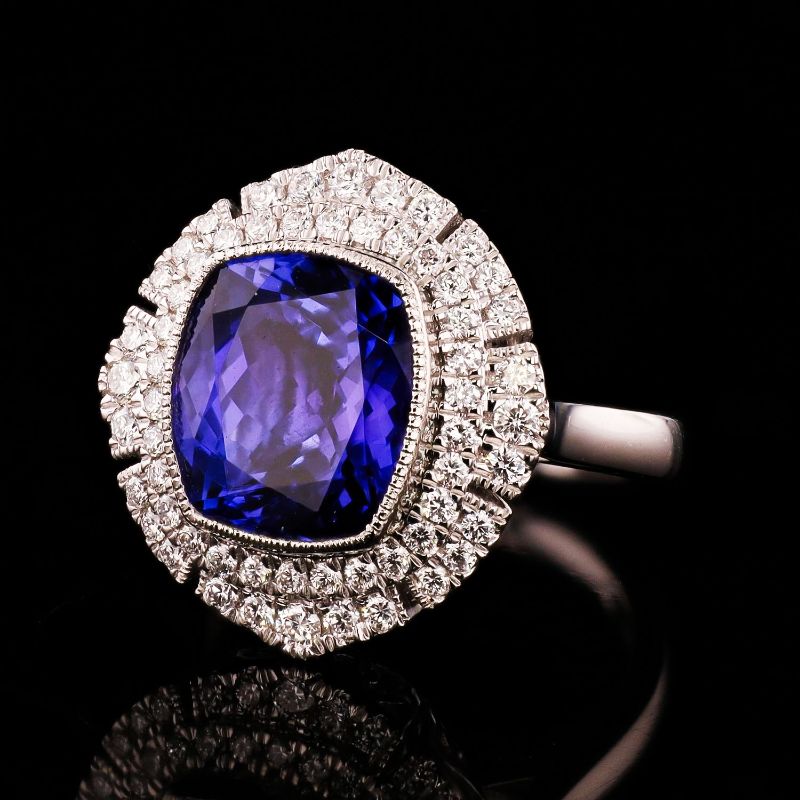 Photo 1 of 7.86ct Tanzanite and 0.69ctw Diamond Platinum Ring Size 7 (GIA CERTIFIED) with Appraisal RN038569

