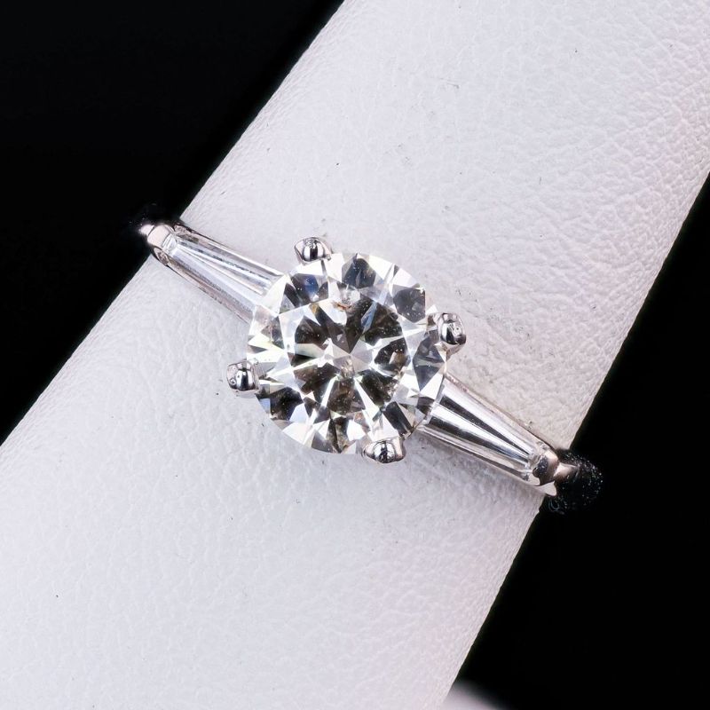 Photo 1 of 1.50ct K COLOR SI3 CLARITY CENTER Diamond Platinum Ring (1.78ctw Diamonds) size 7 3/4 with Appraisal RN038828