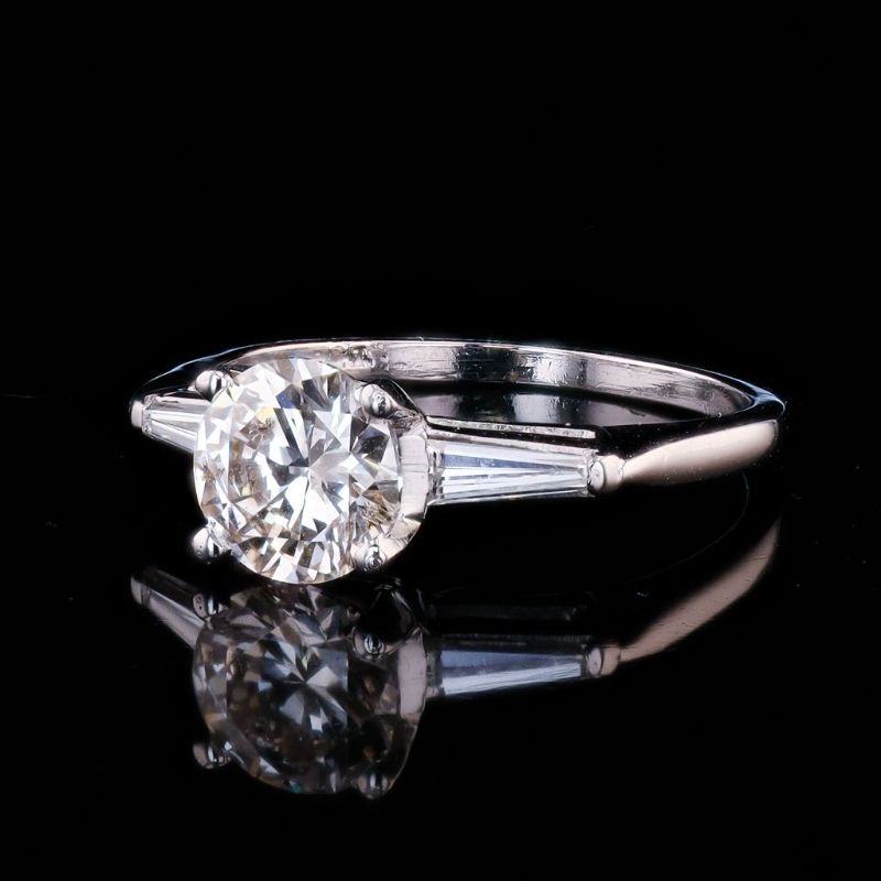Photo 1 of 1.50ct K COLOR SI3 CLARITY CENTER Diamond Platinum Ring (1.78ctw Diamonds) size 7 3/4 with Appraisal RN038828