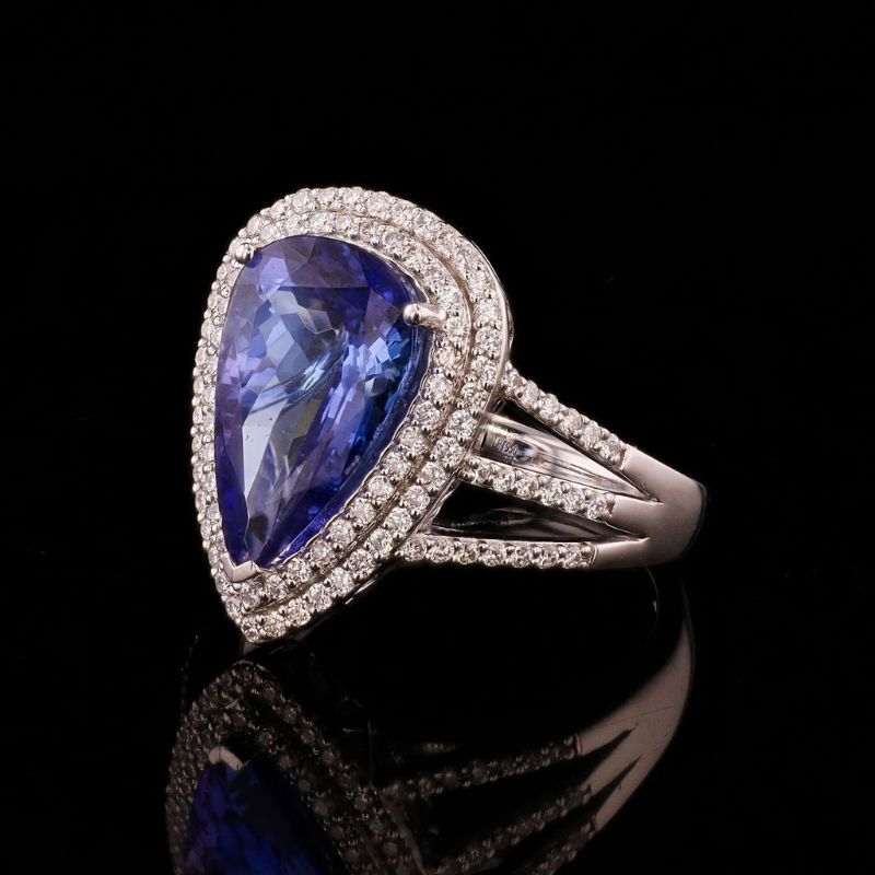 Photo 1 of 4.37ct Tanzanite and 0.58ctw Diamond Platinum Ring size 7 RN037551
