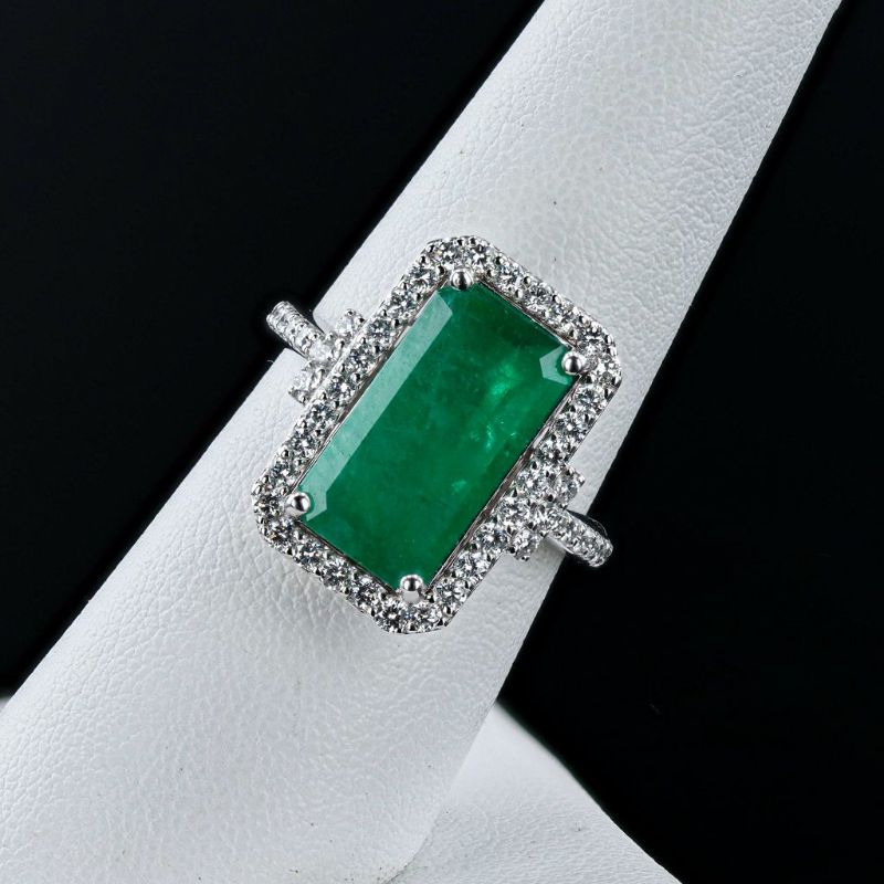 Photo 1 of 3.49ct Emerald and 0.66ctw Diamond Platinum Ring size 7 with Appraisal RN037266