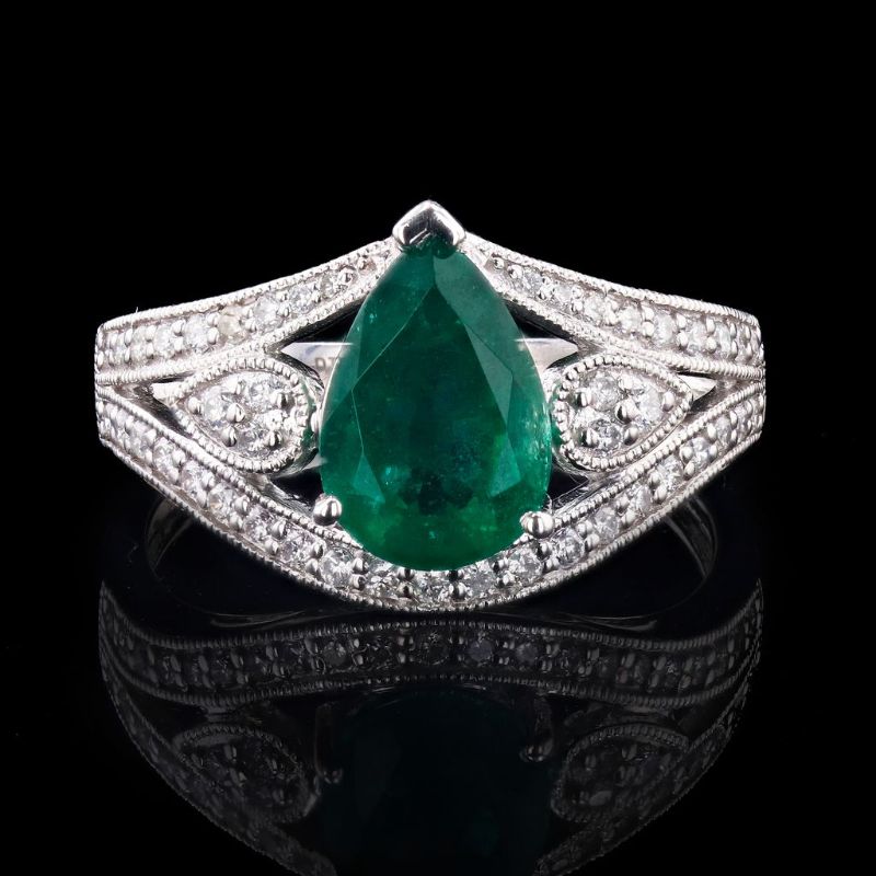 Photo 1 of 2.27ct Emerald and 0.35ctw Diamond Platinum Ring Size 7 with Appraisal RN025709