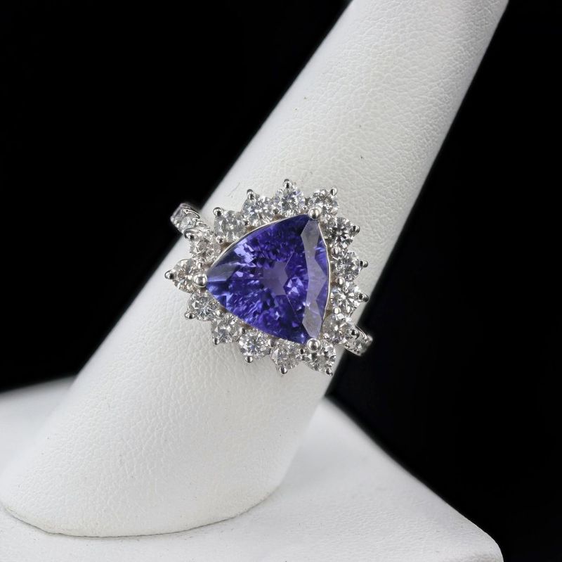 Photo 1 of 3.95ct Tanzanite and 1.15ctw Diamond 14K White Gold Ring Size 7 1/4 with Appraisal RN009902