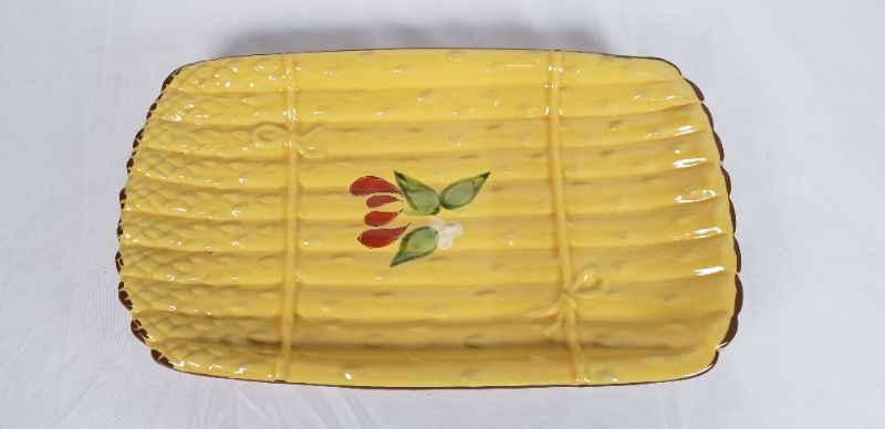 Photo 1 of ASPARAGUS CERAMIC PLATTER 12.5 X 7.5 INCHES ARTLAND MARGAUX COLLECTION NEW
