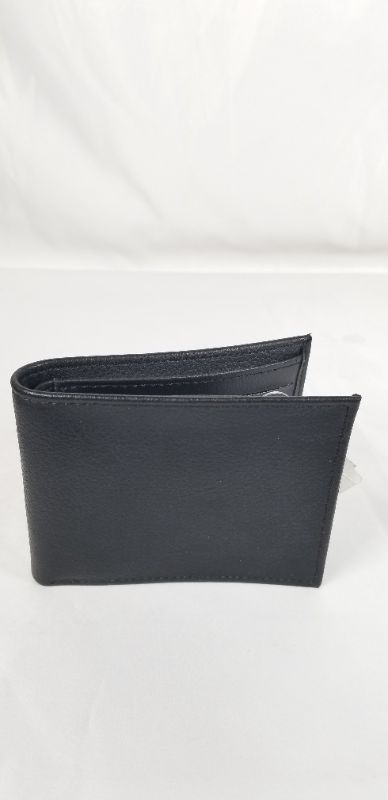 Photo 3 of BLACK MENS WALLET HAS 6 POCKETS FOR CARDS AND ONE POCKET FOR MONEY NEW