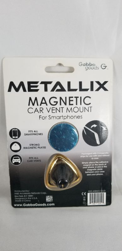 Photo 1 of METALLIX MAGNETIC CAR VENT MOUNT NEW