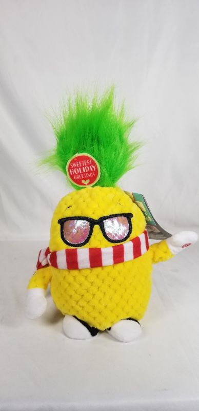 Photo 1 of ANIMATED PINEAPPLE PLUSH PLAYS "IF YOU LIKE PINA COLADAS" 5.5 X 10H INCHES NEW 