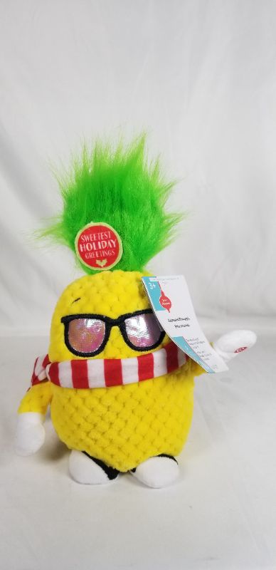 Photo 1 of ANIMATED PINEAPPLE PLUSH PLAYS "IF YOU LIKE PINA COLADAS" 5.5 X 10H INCHES NEW 