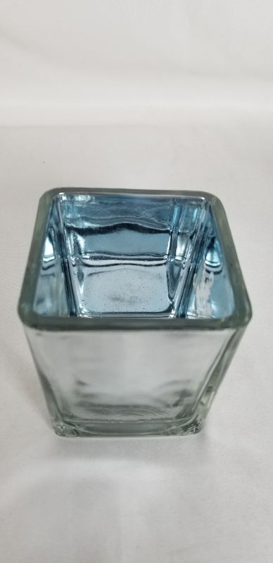 Photo 1 of SILVER SQUARE TEA LIGHT HOLDER WITH SNOWFLAKE DESIGN 2.5 X 2.75.3H INCHES NEW