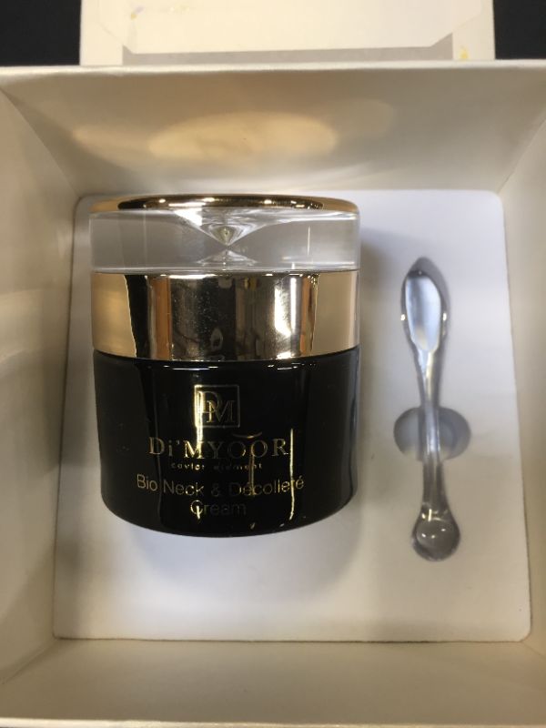Photo 3 of NECK AND DECOLLETE CREAM ORGANIC BOTANICALS PROTECT SKIN FROM RADICAL DAMAGE REFRESHES AND SOOTHE THE FACE WITH ALOE AND CUCUMBER CAVIAR HYDRATES AND STIMULATE COLLAGEN PRODUCTION AND CELL REGENERATION NEW