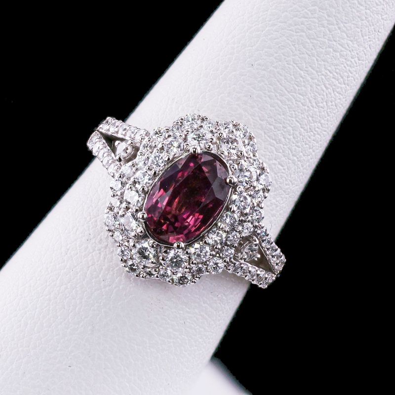 Photo 1 of ORIANNE 1.87ct PURPLE PINK SAPPHIRE AND  0.84ctw DIAMOND PLATINUM RING TOTAL WEIGHT  7.8 g  (GIA CERTIFIED) SIZE 6 3/4 WITH APPRAISAL RN034901