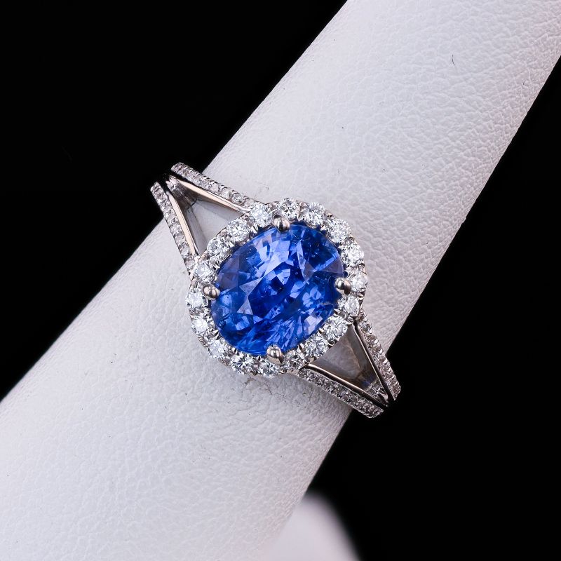Photo 1 of ORIANNE 2.77ct UNHEATED BLUE SAPPHIRE AND 0.34ctw DIAMOND 18K WHITE GOLD RING (GIA CERTIFIED) TOTAL WEIGHT 5.5 g SIZE 6 3/4 WITH APPRAISAL RN038848