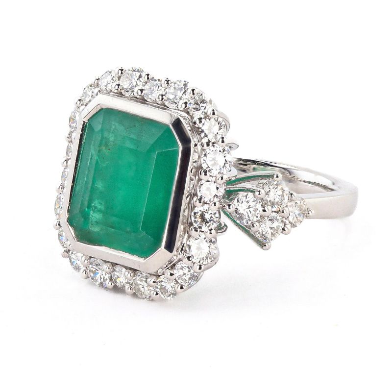 Photo 1 of ORIANNE 8.77ct EMERALD AND 1.91ctw DIAMOND PLATINUM RING (GIA CERTIFIED), TOTAL WEIGHT 2.3g SIZE 6 3/4 WITH APPRAISAL RN035058