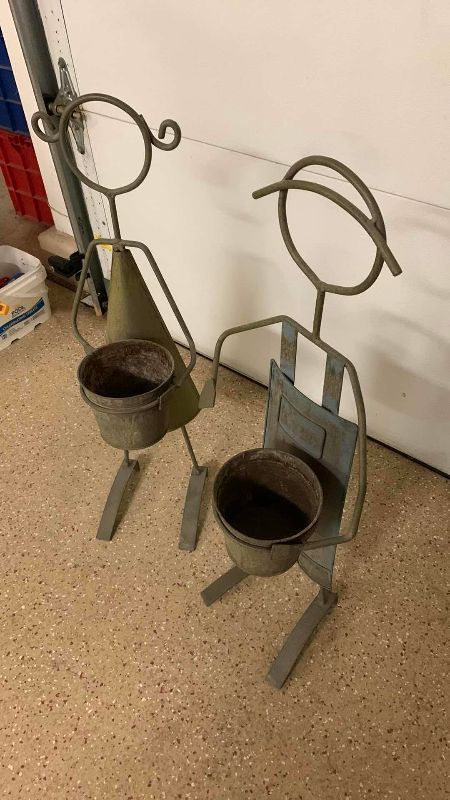 Photo 1 of METAL GARDEN DECOR 30”