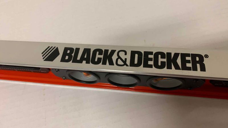 Photo 1 of BLACK AND DECKER ACCUMARK LEVEL