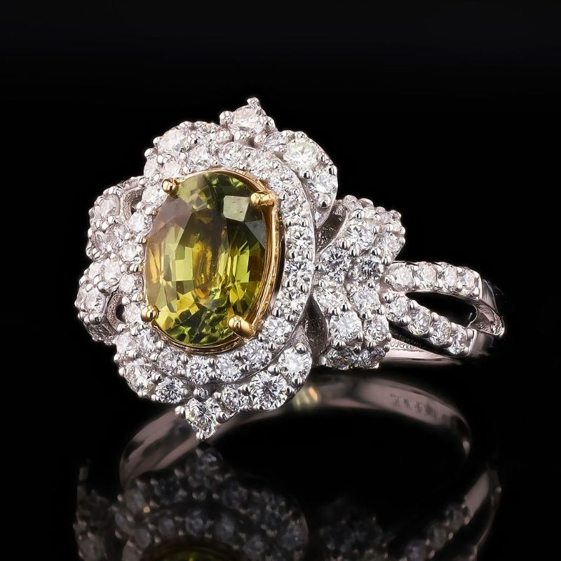 Photo 1 of ORIANNE 1.62ct Alexandrite and 1.01ctw Diamond 18K Yellow Gold and Platinum Ring (GIA CERTIFIED) Size 7 with Appraisal RN039304