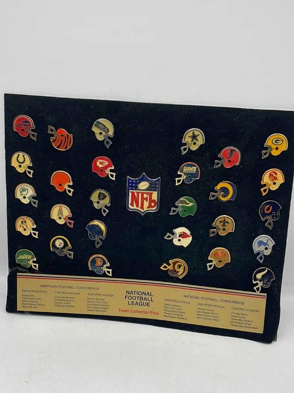 Photo 1 of NATIONAL FOOTBALL LEAGUE TEAM COLLECTOR PINS