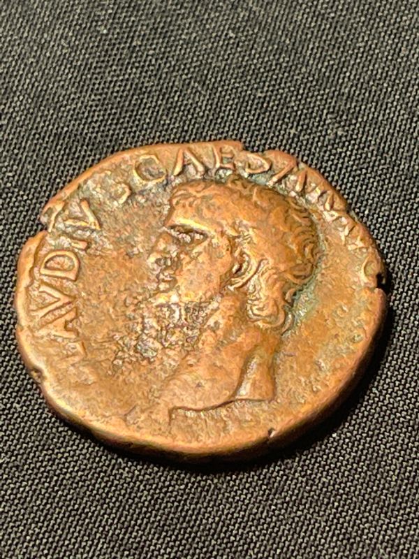 Photo 1 of 41-80 AD. ROMAN CLADIUS 27MM BRONZE HEAD CLAUDIUS COIN