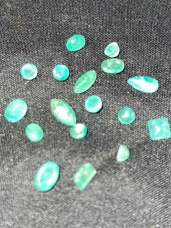 Photo 2 of SUPER RARE 5CT PARCEL OF COLUMBIAN EMERALDS HIGH QUALITY 