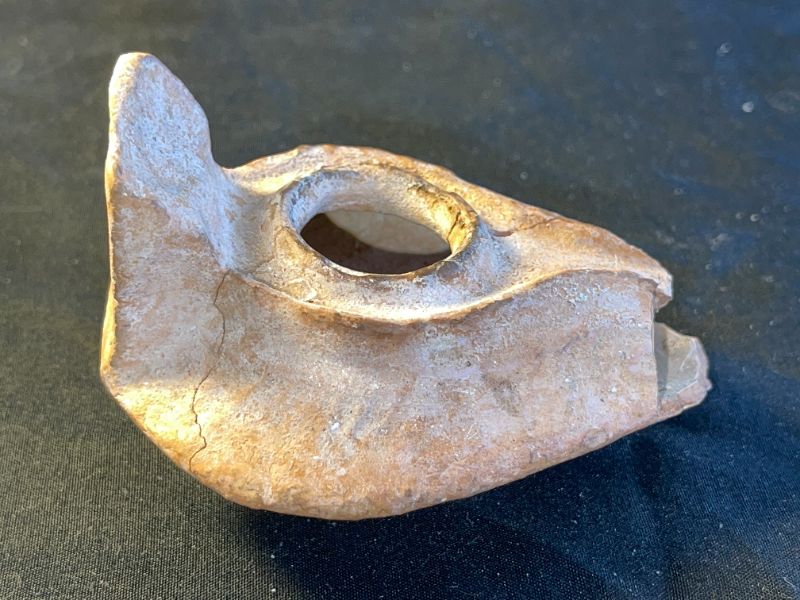 Photo 1 of 100 BC. ANCIENT GREEK OIL LAMP H2.25”