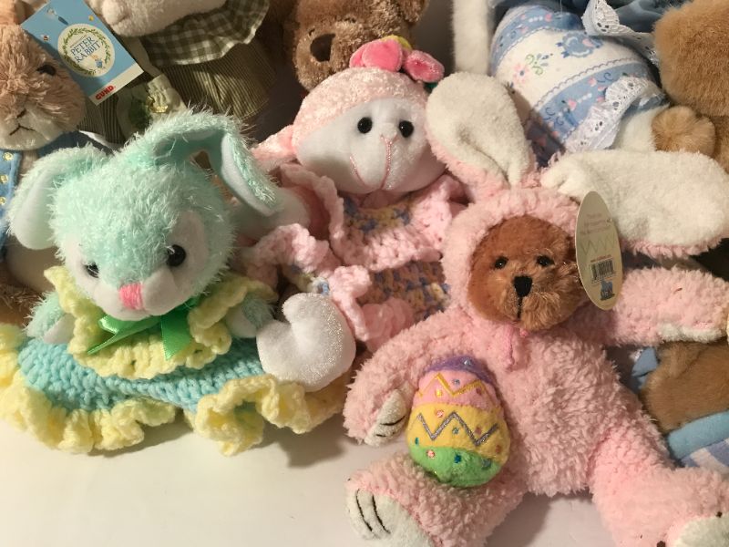 Photo 2 of EASTER PLUSH 
SOME NWT