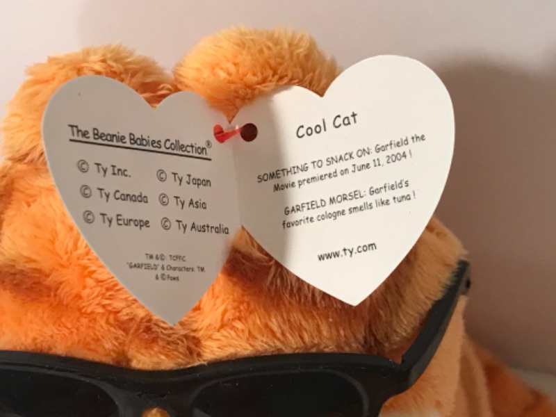 Photo 1 of NWT 2004 TY BEANIE BABIES - GARFIELD  
