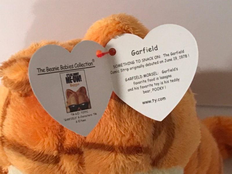 Photo 7 of NWT 2004 TY BEANIE BABIES - GARFIELD  
