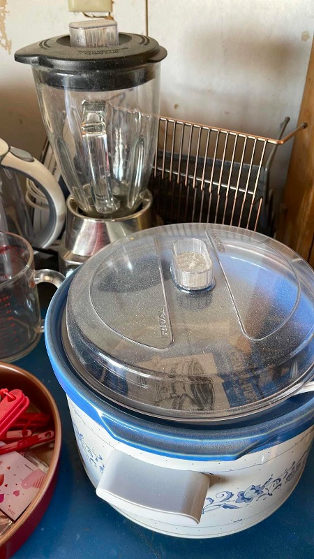 Photo 4 of HOMEWARE - KEURIG, CROCKPOT, BLENDER , WATER FILTER, IRON & SHELF RISERS