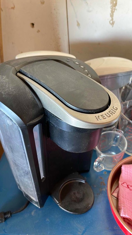 Photo 3 of HOMEWARE - KEURIG, CROCKPOT, BLENDER , WATER FILTER, IRON & SHELF RISERS