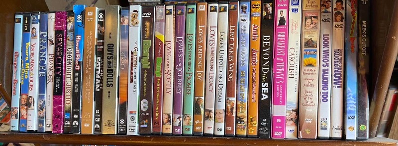 Photo 3 of DVDS W/ STAND