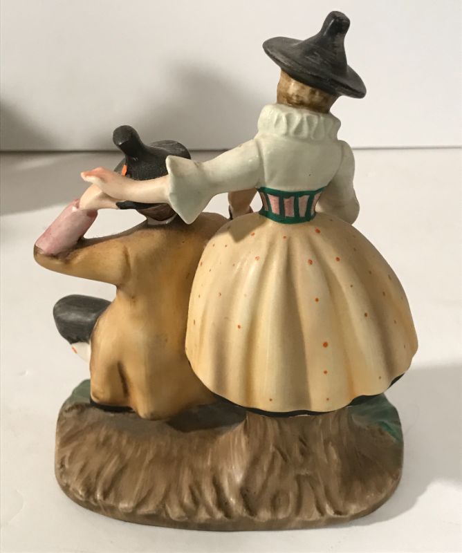 Photo 3 of VINTAGE 1961 NAPCO PORCELAIN FIGURINE & OTHER VINTAGE FIGURINES 