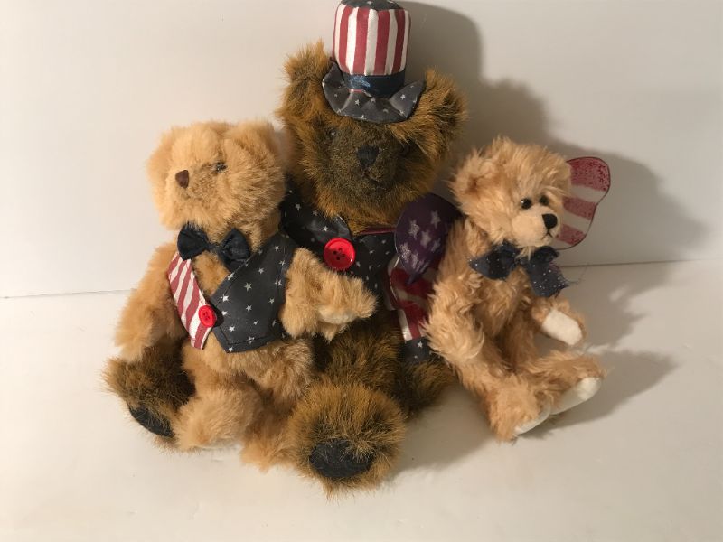 Photo 4 of VINTAGE PATRIOTIC BEARS - $OME NWT 