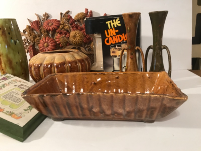 Photo 1 of VINTAGE WALL DECOR
POTTERY & MORE
