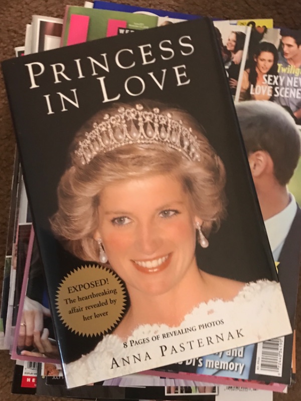 Photo 5 of COLLECTION OF ROYAL FAMILY & PRINCESS DIANA BOOKS & MAGAZINES