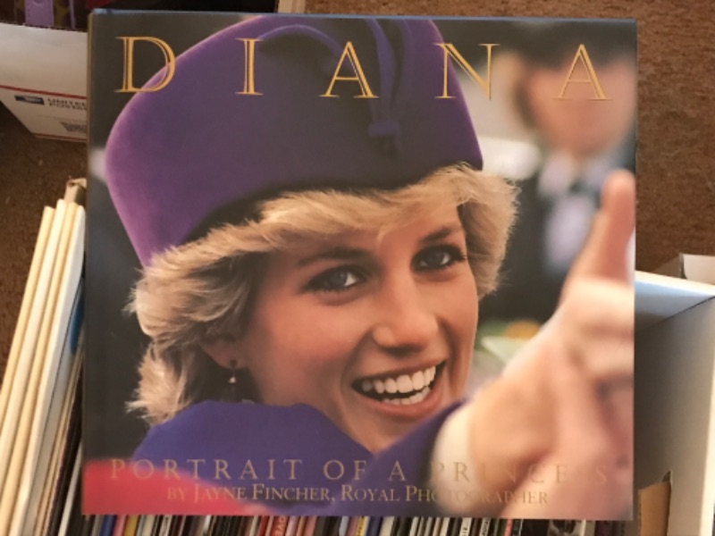 Photo 8 of COLLECTION OF ROYAL FAMILY & PRINCESS DIANA BOOKS & MAGAZINES