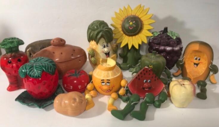 Photo 1 of VINTAGE FRUIT & VEGETABLE SHELF SITTERS & MORE